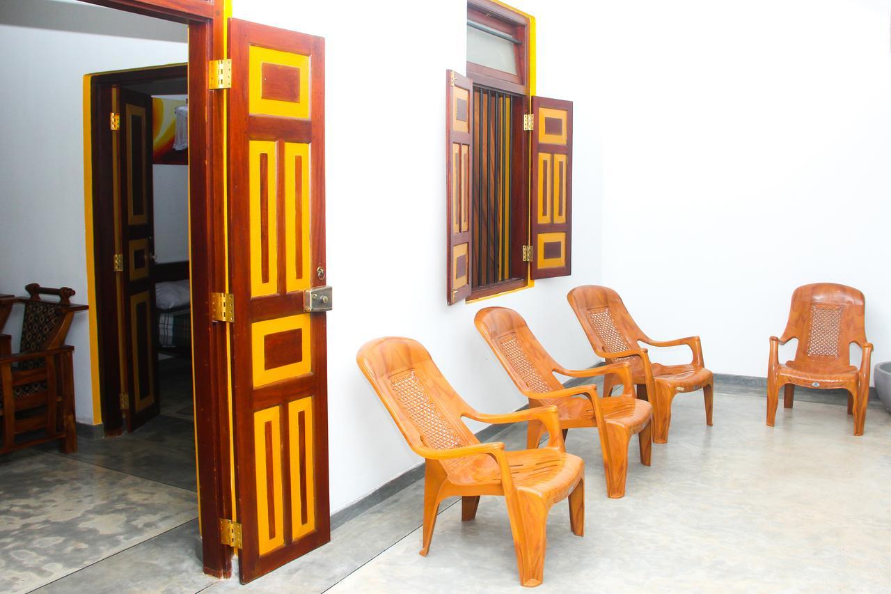 Villa Palm Breeze Polhena Bagian luar foto