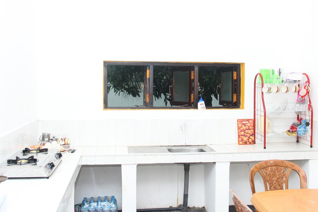 Villa Palm Breeze Polhena Bagian luar foto