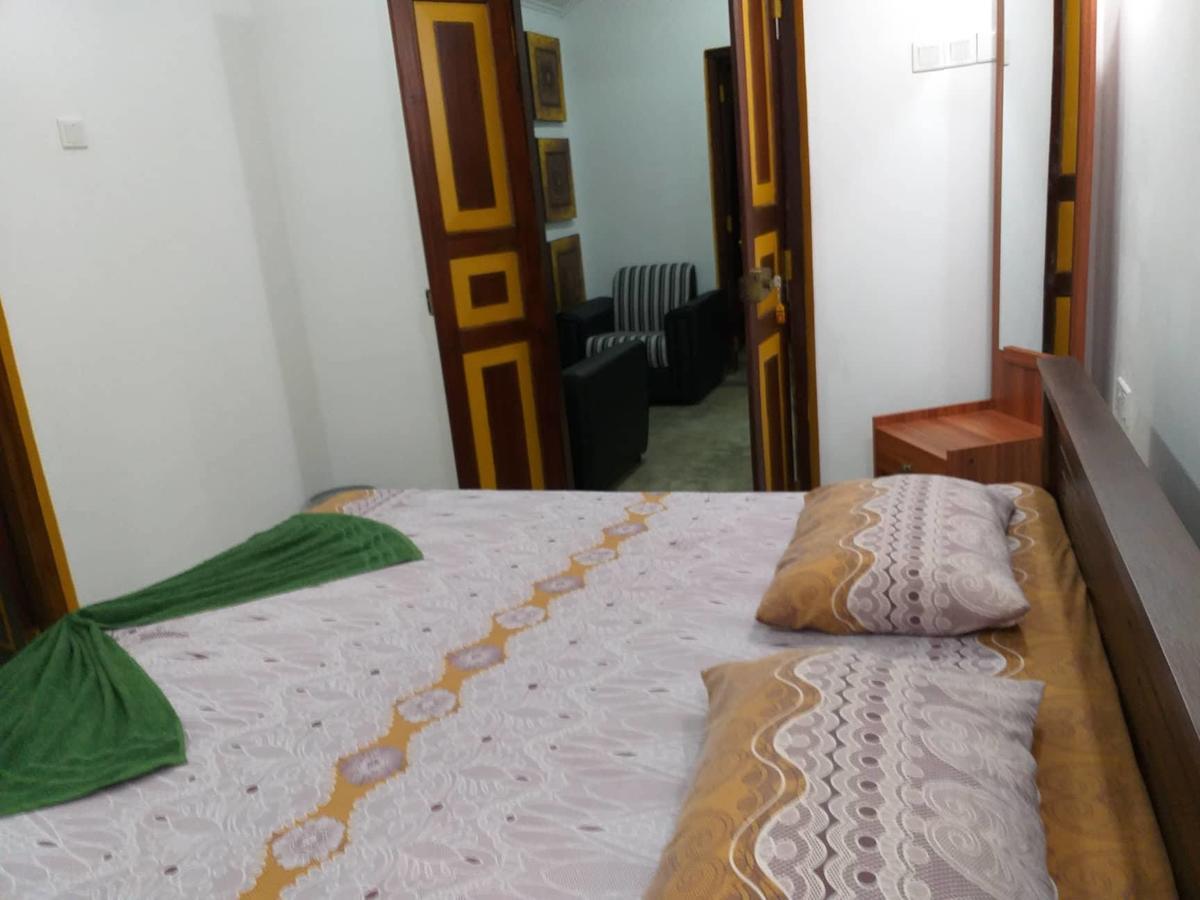Villa Palm Breeze Polhena Bagian luar foto