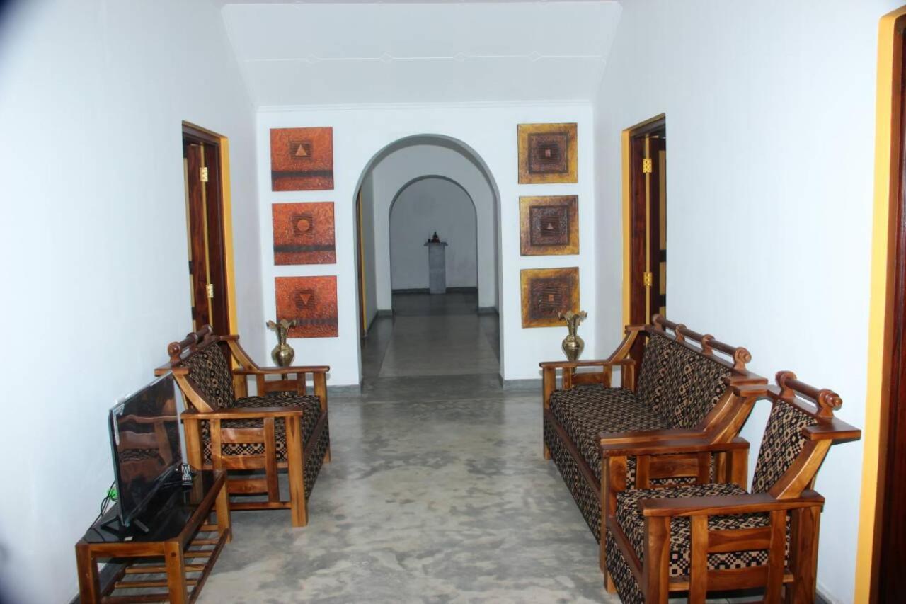 Villa Palm Breeze Polhena Bagian luar foto