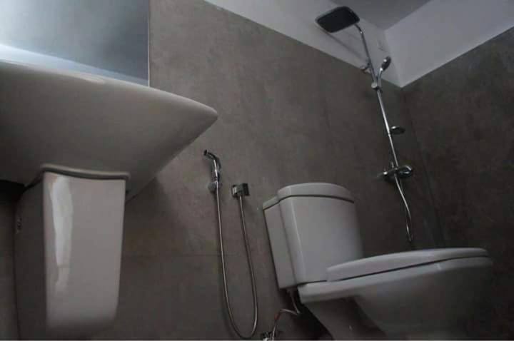 Villa Palm Breeze Polhena Bagian luar foto